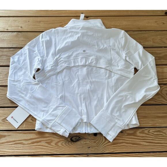NWT Lululemon Nulu Define Cropped Jacket Size 14 Women’s White - Picture 4 of 9